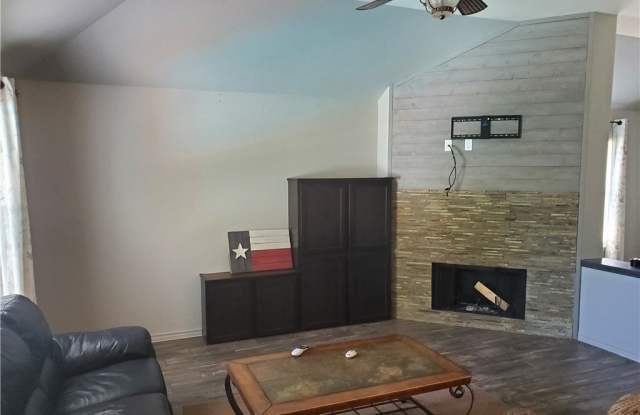 6710 Pembrock Gallery 2