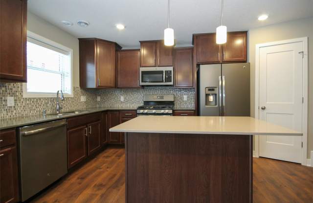 10259 Chesshire Lane North - 1 Gallery 4