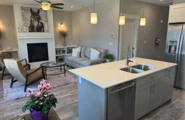 12561 W Goldcrest St photos photos