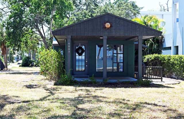4007 BAYSHORE BOULEVARD - 4007 Bayshore Boulevard, Tampa, FL 33611