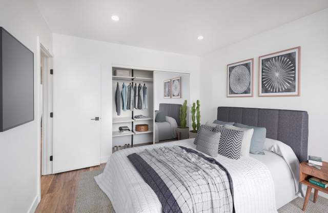 1563 Gordon St photos photos