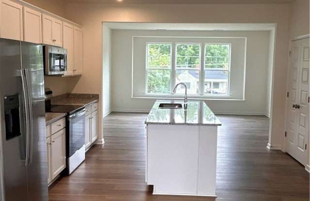 1423 Goldsboro Avenue Gallery 2