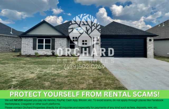 1026 Madden St - 1026 Madden St, Tontitown, AR 72762