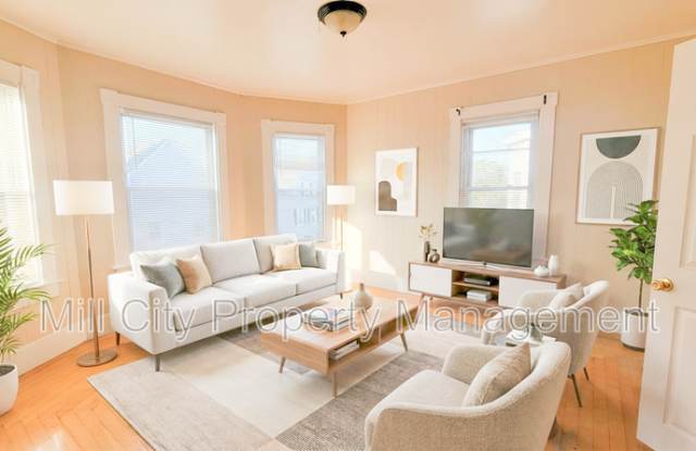 416 Cedar St (Right) photos photos