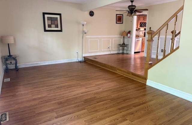 1003 MULBERRY COURT Gallery 3