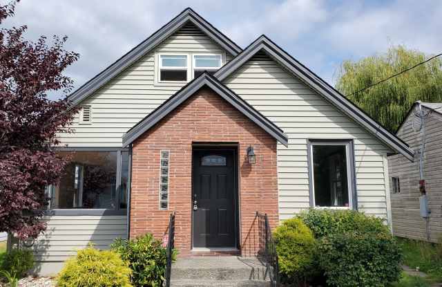 Beautiful Home In Tracyton photos photos