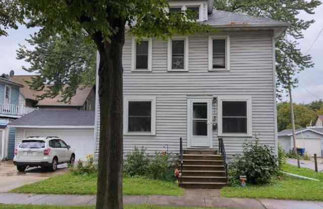709 North Chestnut Avenue photos photos