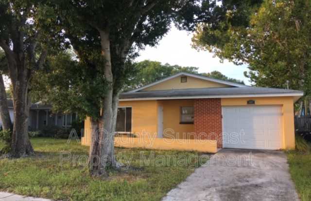 4357 66th Ave N - 4357 66th Avenue North, Pinellas Park, FL 33781