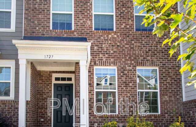 1727 Westfall St Gallery 2