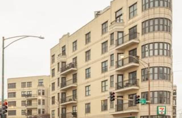 520 N Halsted St. - 520 North Halsted Street, Chicago, IL 60642