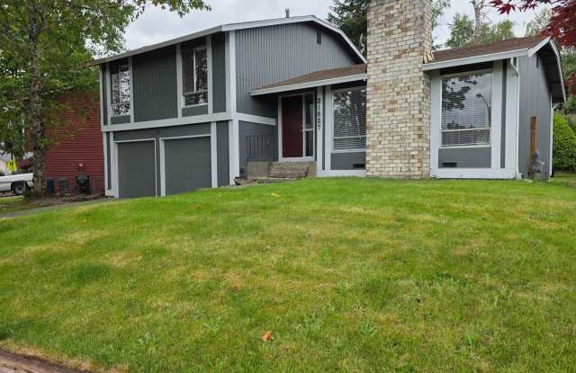 Kent East Hill - 3 bedroom 1.5 bath tri-level home - newly remodeled.  Available NOW! photos photos