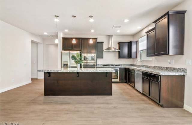 9729 Ponderosa Skye Court Gallery 1