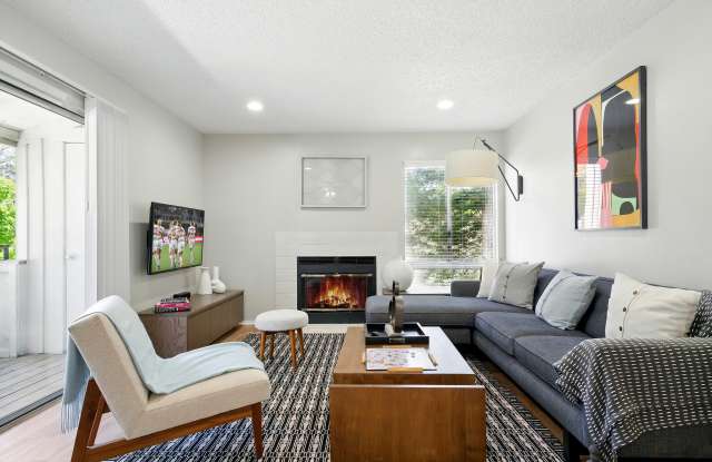 The Grove Luxury Apartments Gallery 2