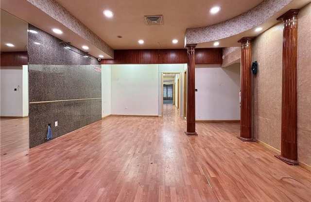 6108 18th Avenue Gallery 4
