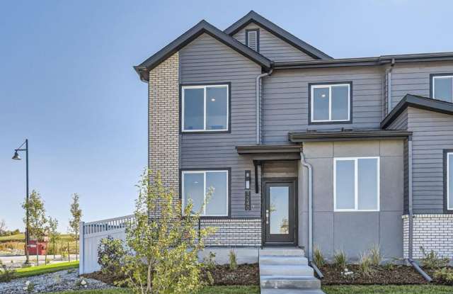 Brand new 3 bedroom 3 bathroom townhome photos photos