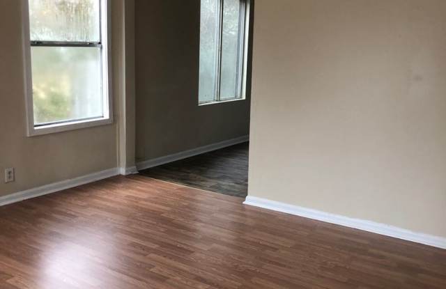 3 bedroom 1.5 Bathroom Gallery 3