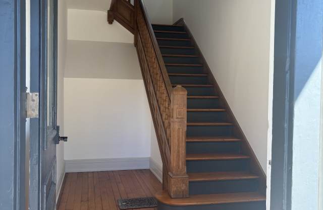 1316 William Howard Taft Road - B Gallery 1
