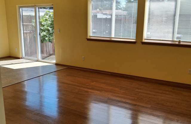 2106 216th Street Court East Gallery 2