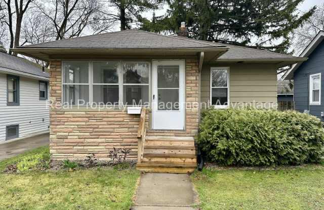 2 Bedroom Open Floorplan Steps from Downtown Royal Oak! photos photos