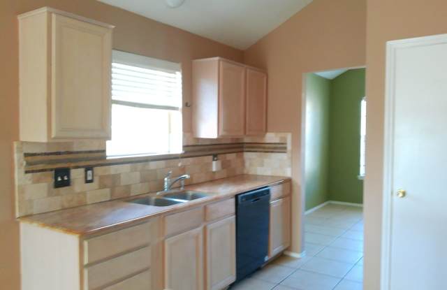 7818 Wolverine - 3/Bed 2/Bath - $1745/month Gallery 3