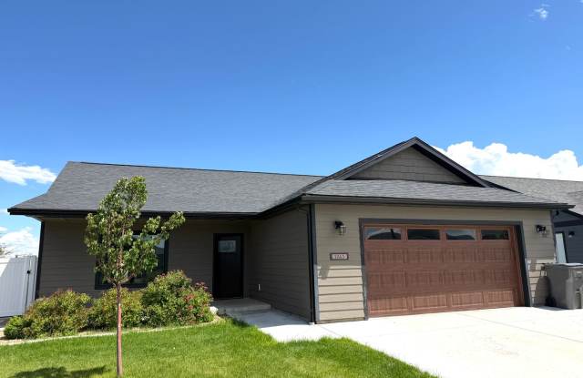 Single Level 3 Bed / 2 bath Home; Pet Friendly, Fenced back yard, Double car Garage photos photos Single Level 3 Bed / 2 bath Home; Pet Friendly, Fenced back yard, Double car Garage photos photos