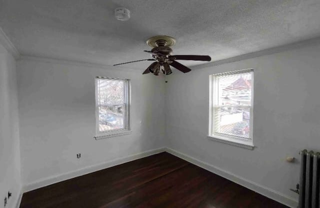 8 Walnut St 8 Gallery 2