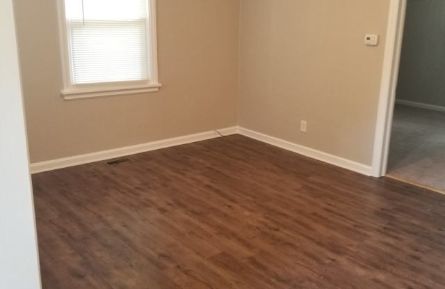 709 Lanier Cresent Nice 3 bedroom 1/2 bath newly renovated photos photos