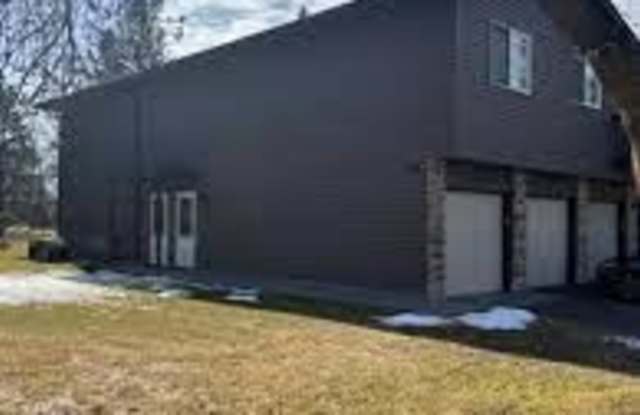 2275 Pinehurst Lane - 2275 Pinehurst Street, Stillwater, MN 55082