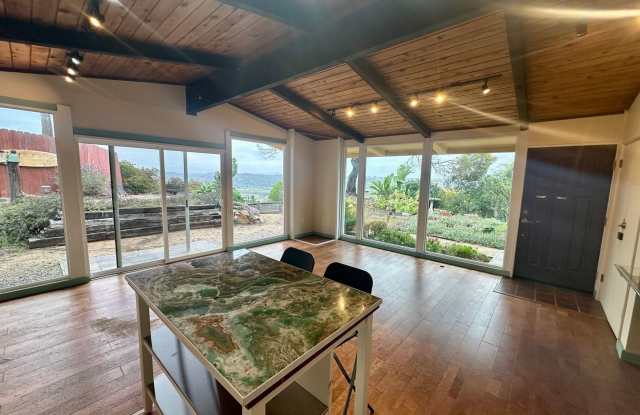 Stunning Encinitas Apartment with Panoramic Views photos photos Stunning Encinitas Apartment with Panoramic Views photos photos