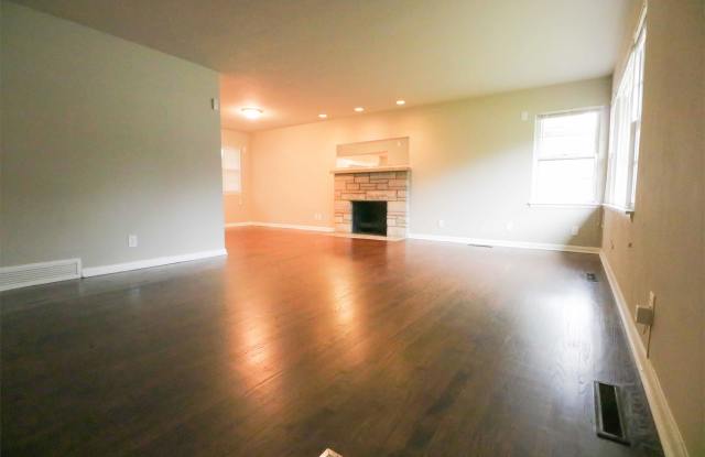 5421 Marcella Road Gallery 3