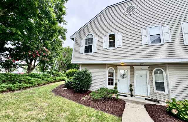 2-Bedroom Condo Ready NOW! 2 Primary Suites  Bonus Room! Some Utilities Included - Pet Friendly - All appliances convey! photos photos