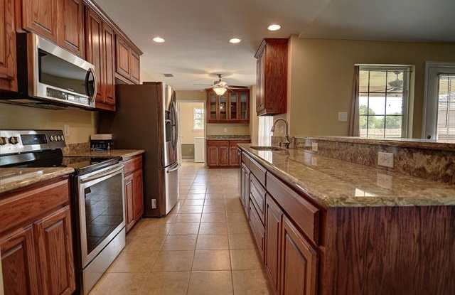 5318 Oceanport Drive Gallery 3