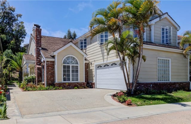 13 Westport - 13 Westport, Manhattan Beach, CA 90266