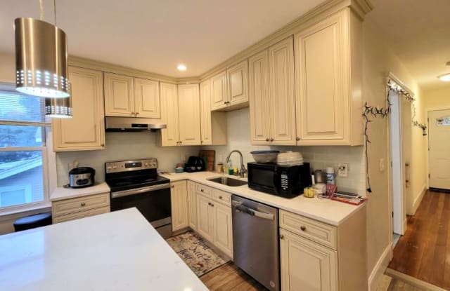 55 Waterston Ave 2 - 55 Waterston Avenue, Quincy, MA 02170