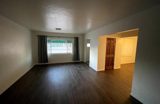 1717 W OSBORN Road Gallery 4