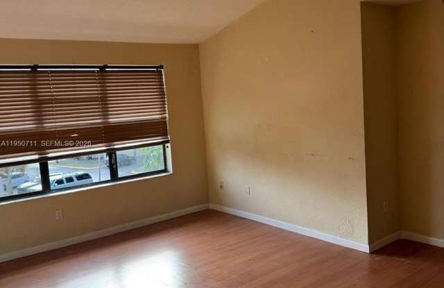 4421 mcnab photos photos