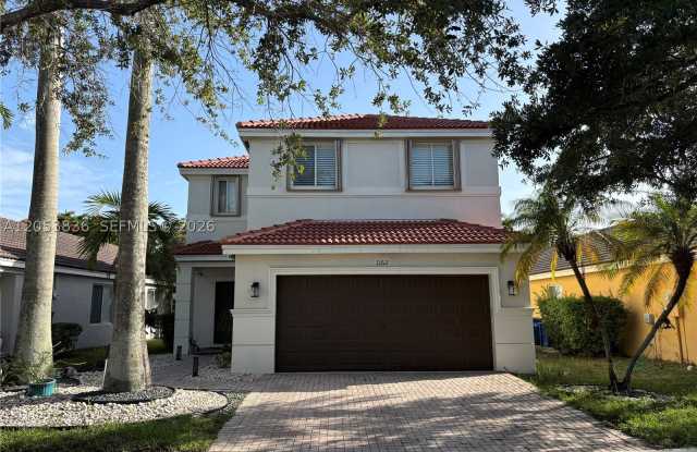 1362 Canary Island Dr photos photos
