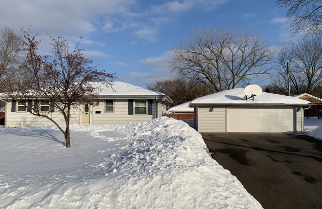 10601 Russell Avenue S - 10601 Russell Avenue South, Bloomington, MN 55431