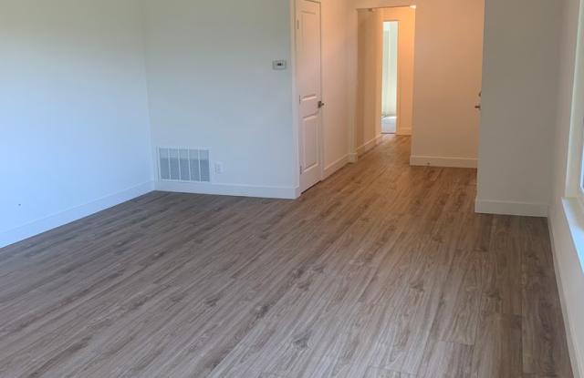 Newly Remodeled 3 + 2 West Ventura Hillside Home - Great Mountain Views Gallery 4