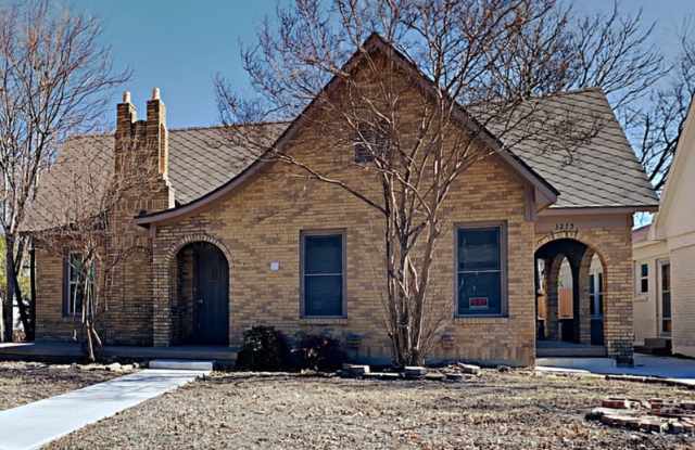 3213 Greene Ave - 3213 Greene Avenue, Fort Worth, TX 76109
