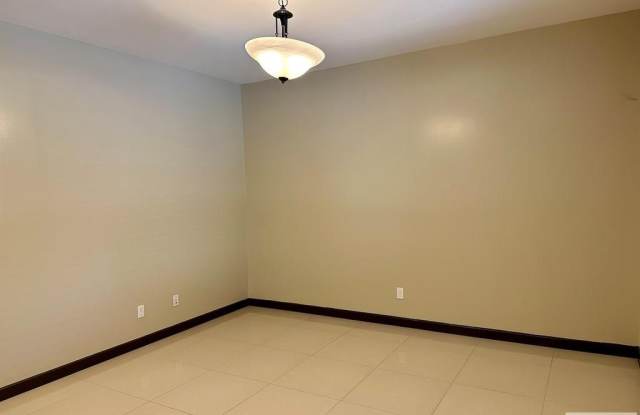 3082 SAN MIGUEL CIRCLE Gallery 2