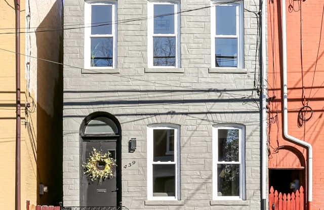 439 West Vine Street - 1 photos photos