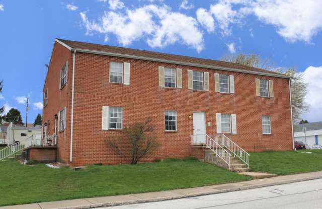 424 S. Pine St, Apt D, Red Lion 17356 - 424 South Pine Street, Red Lion, PA 17356