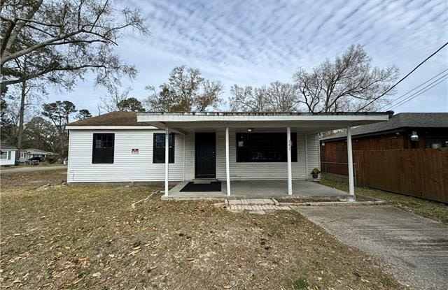 141 ROSEWOOD Drive - 141 Rosewood Drive, Hammond, LA 70401