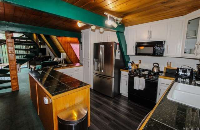 43279 Sand Canyon Road Gallery 3