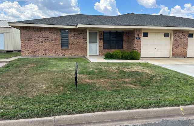 800 28th St photos photos