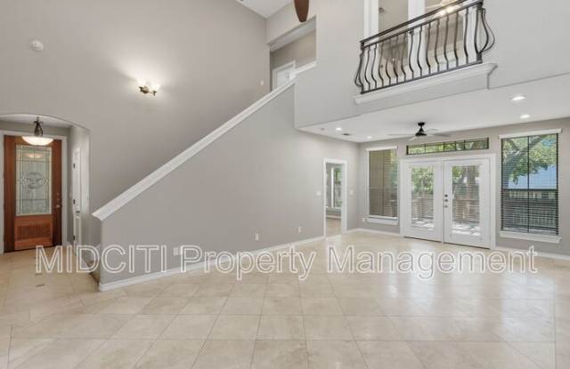 1275 Old FM 306 Gallery 3