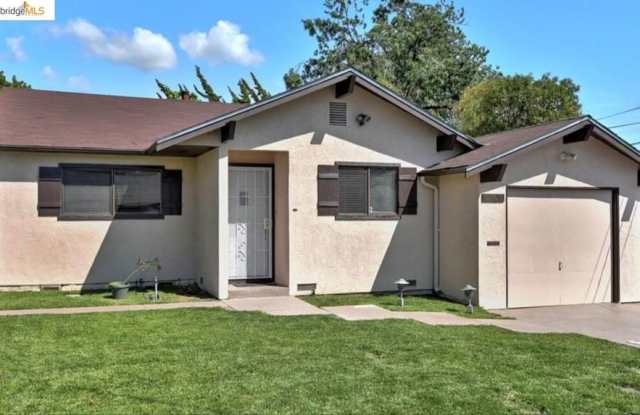 19650 San Miguel Ave photos photos