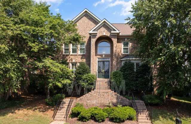 327 Whitworth Way photos photos