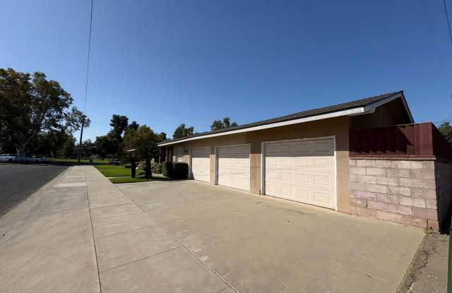 Spacious corner lot home coming soon! Gallery 4